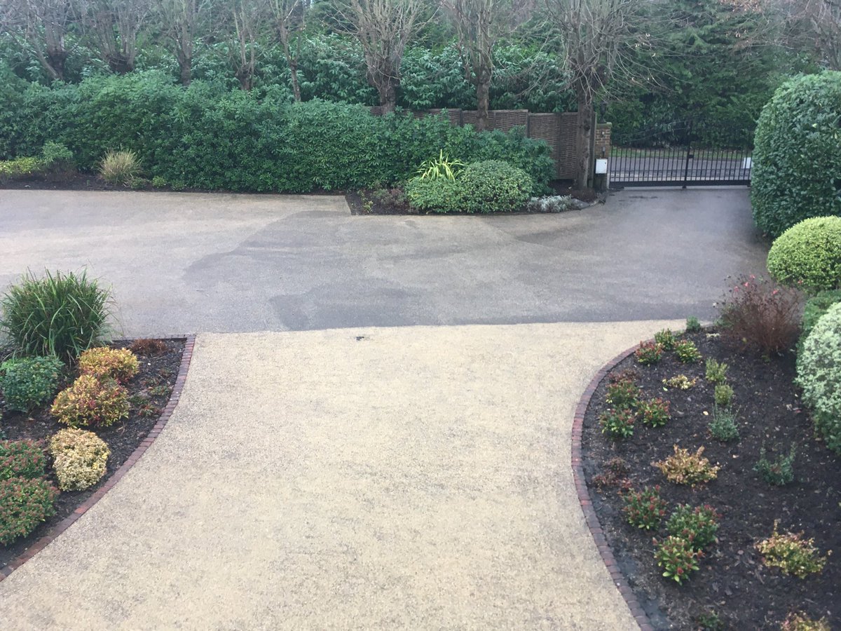 SoilMaintenance's tweet photo. Transforming a clients drive, with our professional jet washing service 👍#jetwashing #drivecleaning#patiocleaning#hardstandingmaintenance https://t.co/FQRbwVtcN2