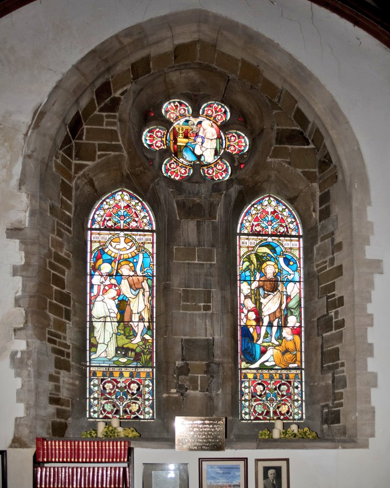 This stained glass window was feet away from the tower but thankfully it survived Sunday's collapse.

 Please give what you can to help us protect it as we start to rebuild - thank you! 

justgiving.com/crowdfunding/h…

(Image ©️ <a href="/VickiHeadPhoto/">Vicki Head</a>)