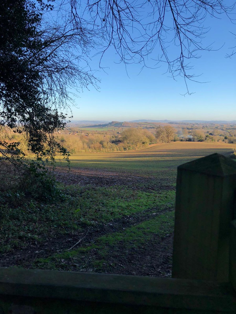 Just l👀k at these views!

Who wouldn’t love views like this!?!

This is just some of the route you could be enjoying if you sign up to run the Crocodile 8 this year. Stunning views in beautiful countryside and all while supporting a good cause.
GO ON, you KNOW you want to!!!