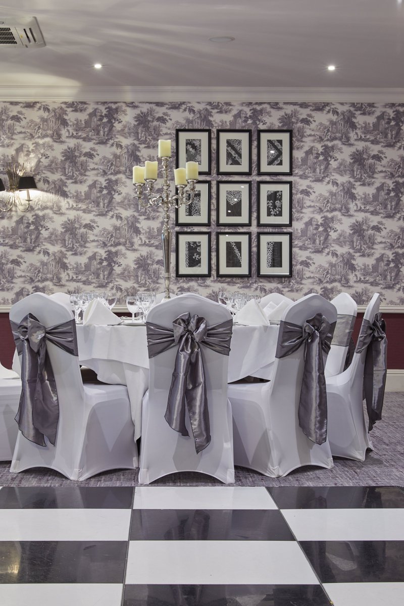 Christmas is the most popular time of year for men to go down on bended knee and pop the question. 

If you were lucky enough to get engaged over the festive period then our Wedding Fayre, taking place on 23rd February, is not to be missed! 
 
#MGalleryMoments