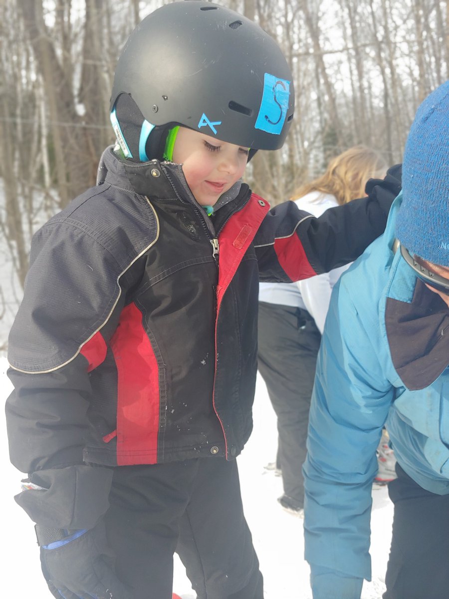 bpmskinders's tweet photo. More #SnowMotion fun! #kindergarten @BrewsterPierce @bpkinderclass @kebcvt https://t.co/xoA1SeVtRk