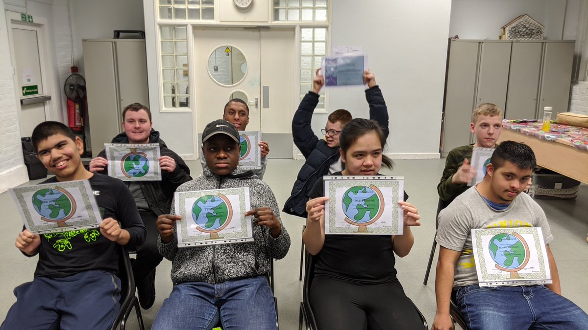 TowerProjectE1's tweet photo. Well done to all our Youth Service members who received their for certificates this week, after learning about the environment, personal hygiene and healthy eating! #learning #health #environment #awards #fridayfeeling #limehouse #youthservice #towerproject https://t.co/aNjVfDSenZ