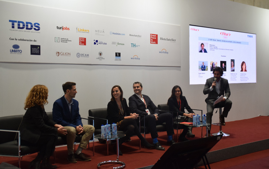 Our super HR <a href="/PatriciaJaen/">PATJA07</a> &amp; <a href="/NataliaSanJuan/">Natalia San Juan</a> participating in the #FiturTalent panel talking about the company's commitment to love talent 😍#Fitur2020