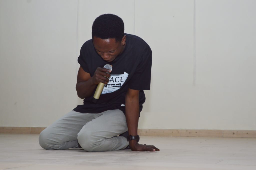 Bornolitsociety's tweet photo. #RelivingTheMoment
Art was utilized to its fullest to express domestic violence in a duet by @sir_ahdartoo and @mosesabah01 

#PeaceUnbroken
#50ShadesOfBorno https://t.co/FsRL3egNrV