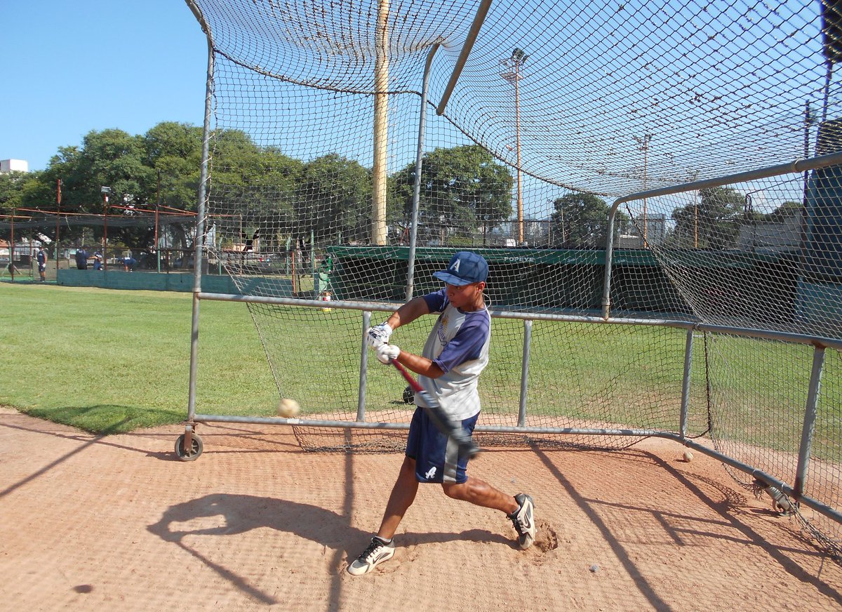 ARG_beisbol's tweet photo. Nuestros Gauchos U23 ya concentran en Salta con la mira puesta en el PreMundial Honduras-Nicaragua 🇭🇳 🇳🇮 que otorgará tres plazas para el Mundial de México 🇲🇽

Fotos: @SaltaBeisbolOf https://t.co/B66xkFPfgP