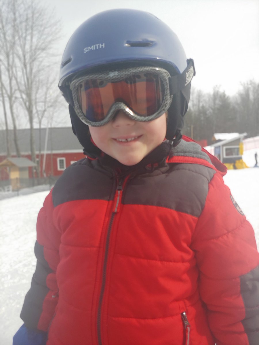 bpmskinders's tweet photo. #SnowMotion is an amazing program. ❤ #kindergarten @BrewsterPierce @kebcvt https://t.co/5i4GW5NZmJ