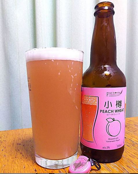のりべーす V Twitter 青いビール 網走ビールの流氷ドラフト が話題になっているので便乗してみました ピンクとオレンジのフルーツビール ピーチ ホワイト エール Peach White Ale とみかん エール Orange Ale 北海道麦酒醸造株式会社 Otaru Beer Brewery
