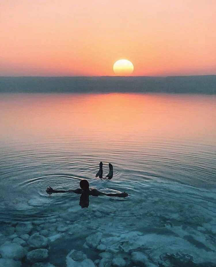 info_ch2's tweet photo. You can use the M4+ Smart Active Watch from CHRG2 to track your fitness, sedentary levels and heart rate all though your phone through  the app. 
Change your lifestyle by getting yours now from: https://t.co/juAabcgIii 
#lifestyle #fitness #sedentarylifestyle #sunset #newlife https://t.co/0bJPFNUb55