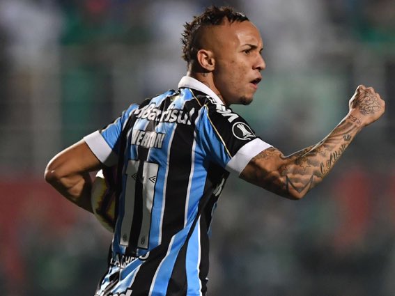 everton soares jersey