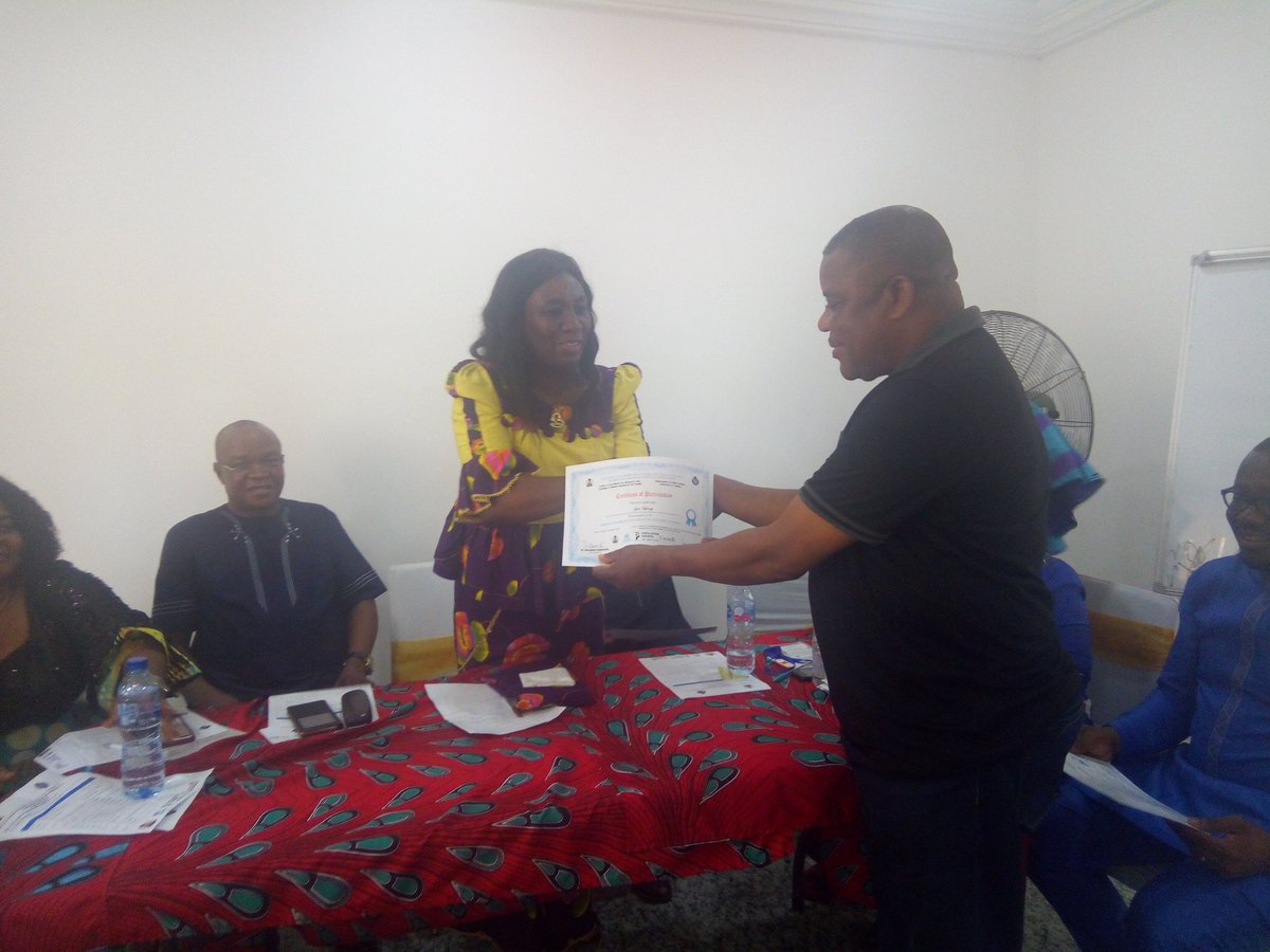 Center of Excellence for Research& Training in HRH tweet media