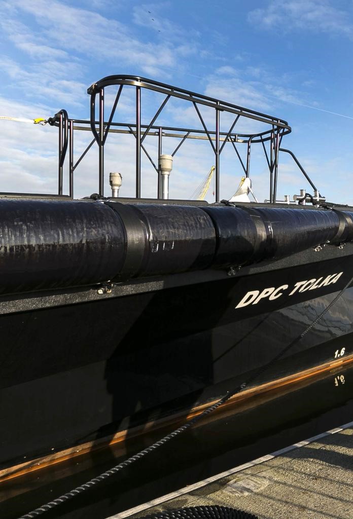 Harken_SandR's tweet photo. This week, Dublin Port Authority christened the new Pilot Boat DPC Tolka. The boat features our TR31 rail and trolley system, designed to work as a movable anchor point for fall restraint applications.
#CommercialMarine #FallRestraint #Safety @DublinPortCo @GoodchildMarine https://t.co/DziYCE9Rzi