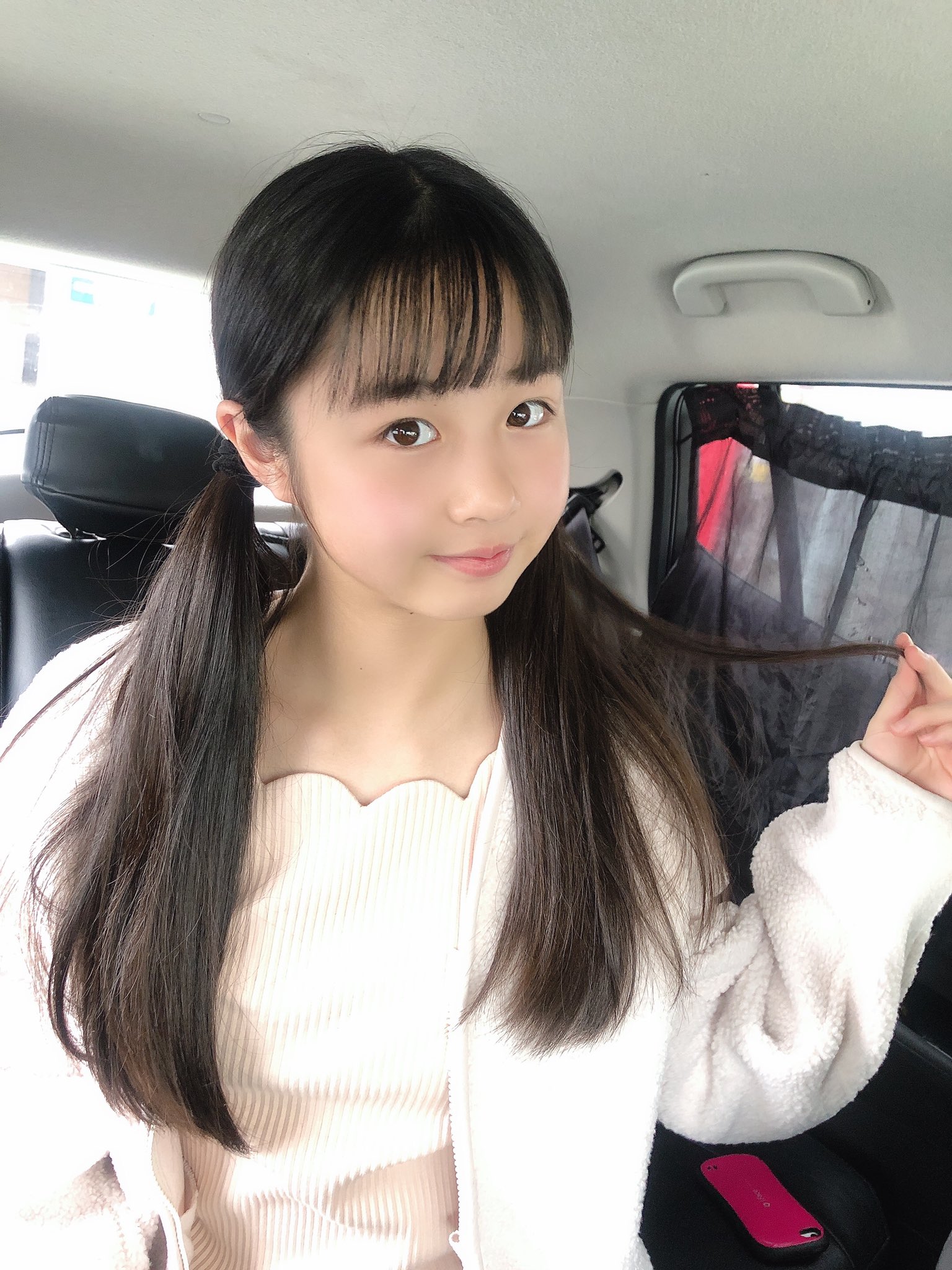 Rina Twitterissa ツインテール 2枚目はなぜか真顔 中学生になったら毎日髪結ばないといけないのです Officenoir Jsモデル Js6 T Co Nndhlggae4 Twitter