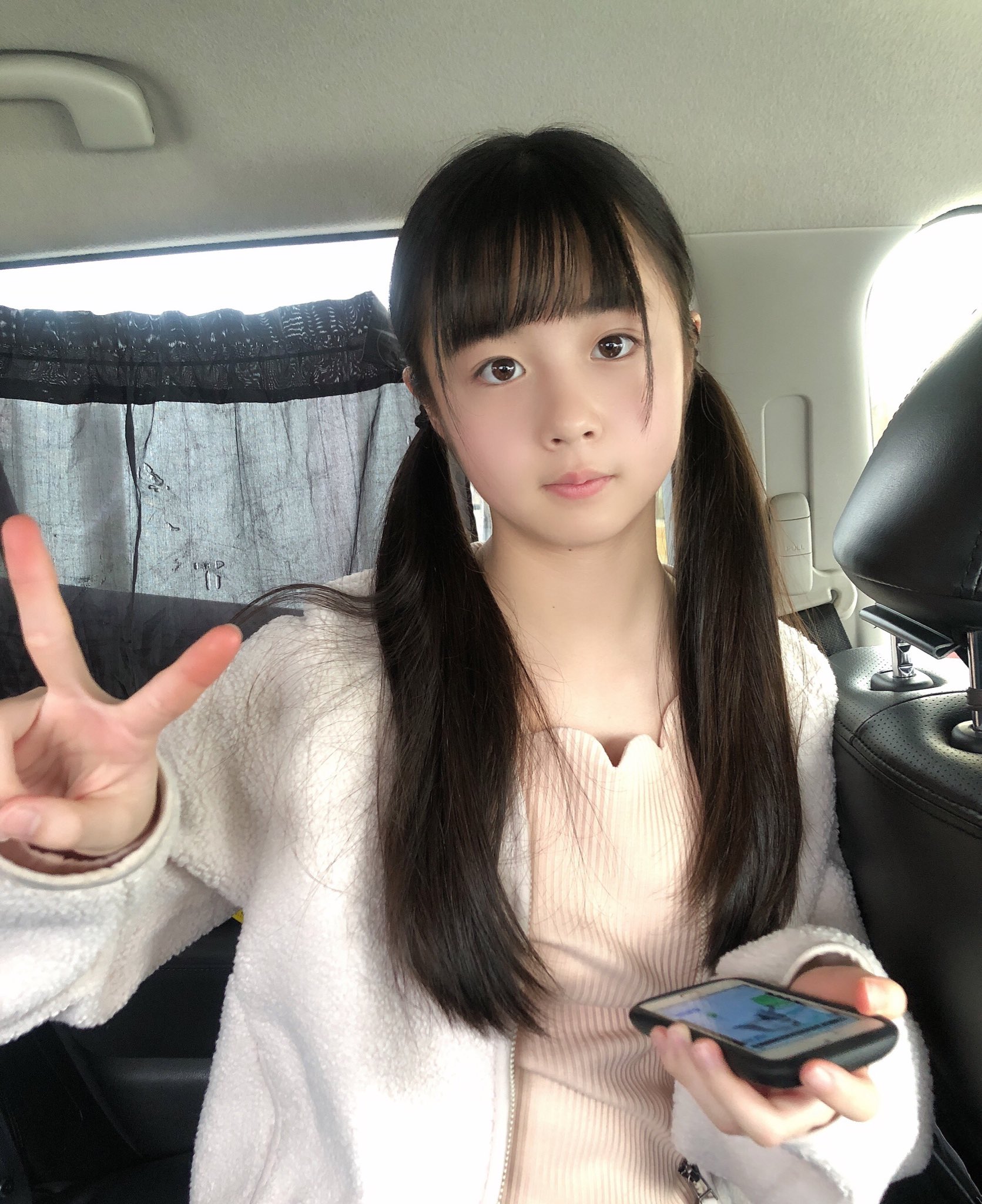 Rina Twitterissa ツインテール 2枚目はなぜか真顔 中学生になったら毎日髪結ばないといけないのです Officenoir Jsモデル Js6 T Co Nndhlggae4 Twitter