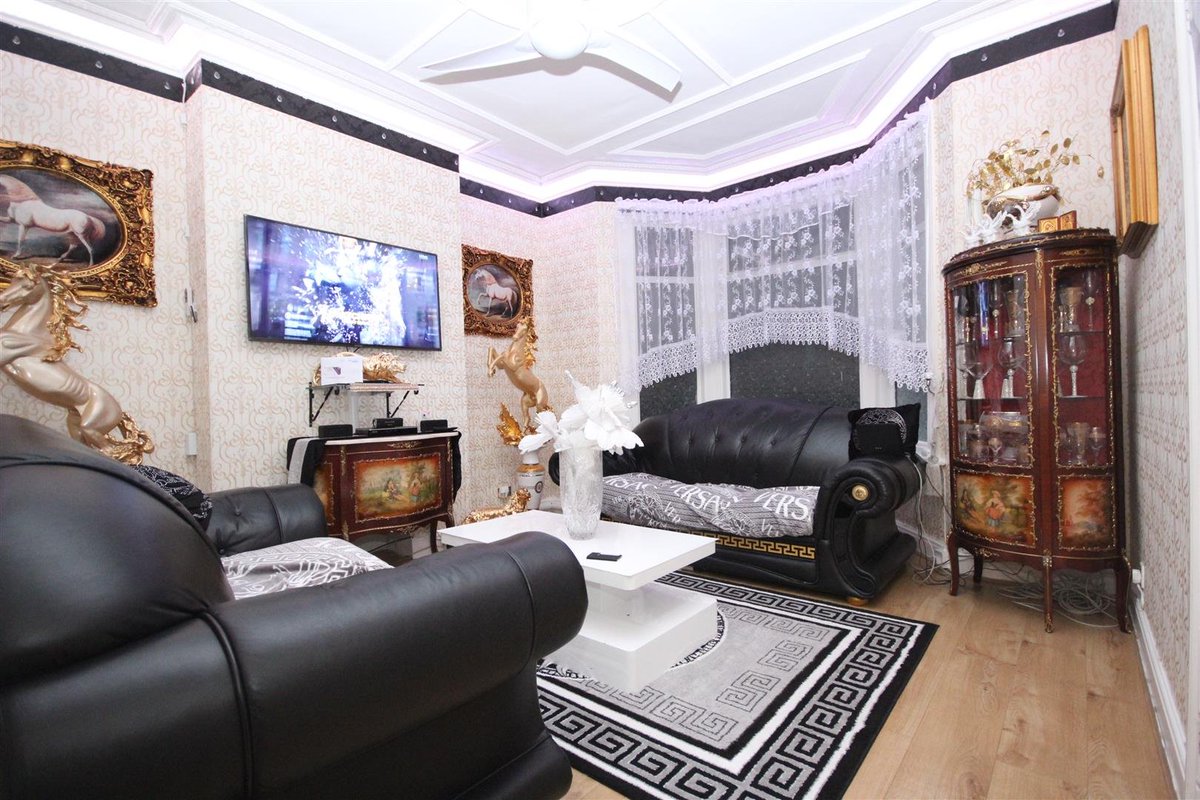 CMestates's tweet image. FOR SALE!

We have this #twobedroom #bayfronted #groundfloor #garden #flat.

#FORSALE for £385,000 in #Harlesden #NW10!

If you are interested please call 02089652250.

#propertyforsale #flatforsale #realestate #estateagent #London #NorthWestLondon