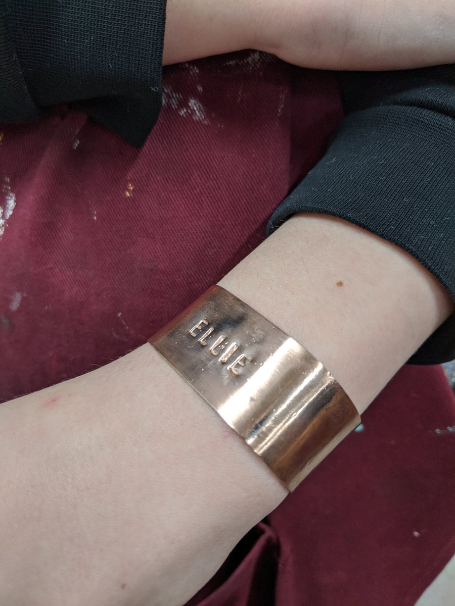 TrinityEdinDT's tweet photo. Ellie's beautiful copper bangle polished up and ready to go home! @CastlebraeCHS @CastlebraeSTEM @SilverHubStudio #silversmithtechniques #DYW #skills https://t.co/pEMV01LQaQ