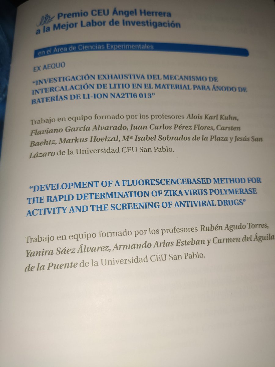 Churtadomarcos's tweet photo. Orgullo de @FarmaciaCEU ,dos trabajos impresionantes se llevan el Premio Ángel Herrera a la Mejor Labor de Investigación.FELICIDADES!!! @FundacionCEU #SerCEU https://t.co/0pp9Ftaw4a