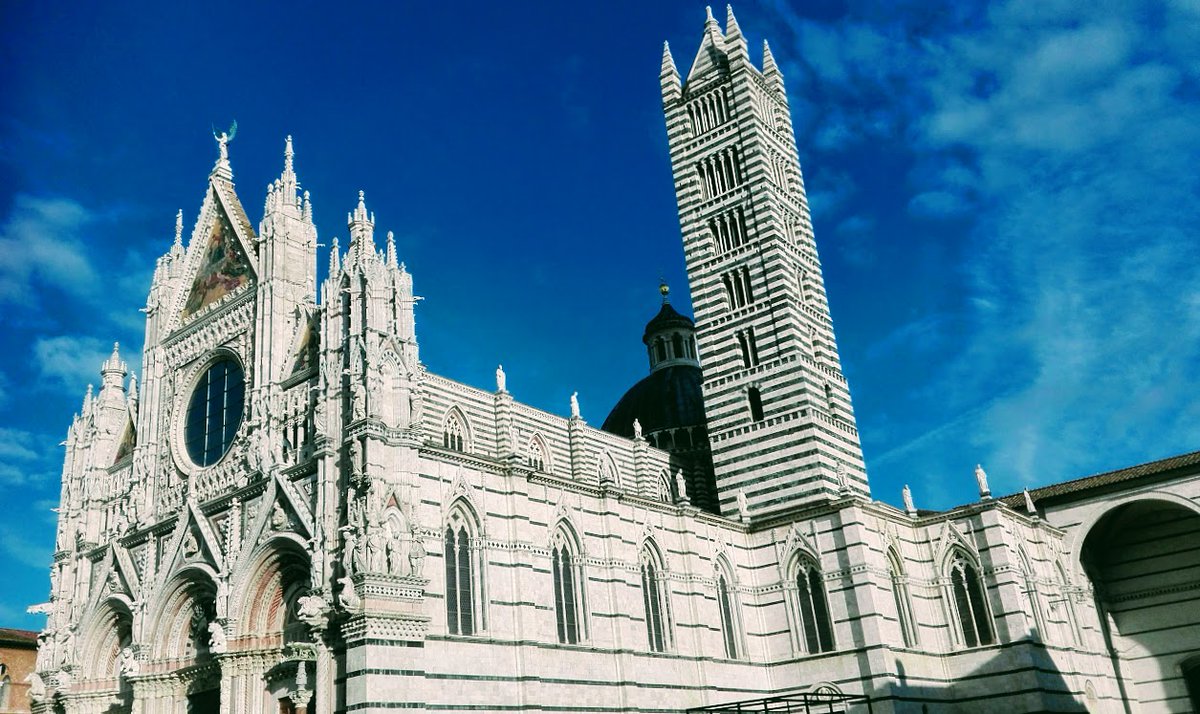 Buongiorno! It's a sunny day today in #Siena, with our splendid cathedral, bathing in the sun! :)  We can't wait for the start of our Orientation activities with our Spring semester #studyabroad students, arriving this afternoon!
#tuscany #italy #igerssiena #architecture