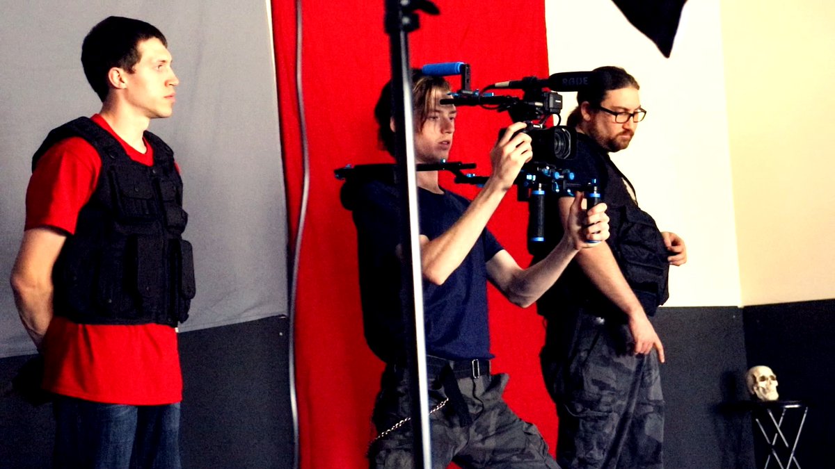 Farley_Patreck's tweet image. #FollowFriday #FF #SupportIndieFilm
@johnnykinch @RedViewEnt @RayaFilms @SurveilledMovie @FelixMaterFilm @_samanthapearll @OfficialBrentA @ScottyDUNNit @DeAndreDWilson @jsmithwriter @chocolatethyme 
Be sure to follow some of these amazing Independent Filmmakers &amp;amp; more!