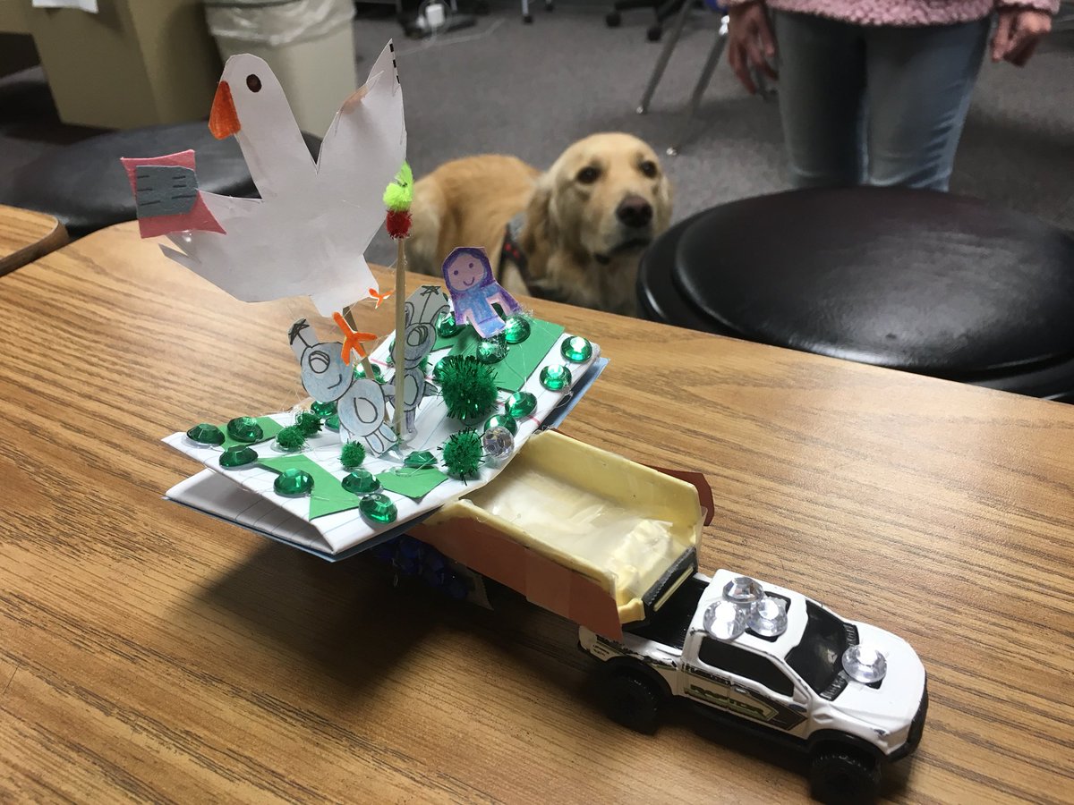 misscramer4's tweet photo. The class loved this book and did a great job making floats for their very own parade👏🏻👍🏻 https://t.co/KEiqElE6Zh