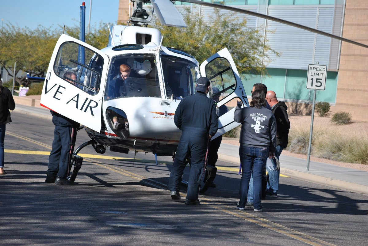 EVITnews's tweet photo. Have you seen the Native Air Ambulance medical helicopter near the #EVIT #Health Sciences buildings?
Check it out! It'll be here until 1 p.m. at today's #EVITExpo!
Thanks @PimaMedical for your help with this!
#EVITFriends
#WeAreEVIT https://t.co/9Fc9nOGoxY
