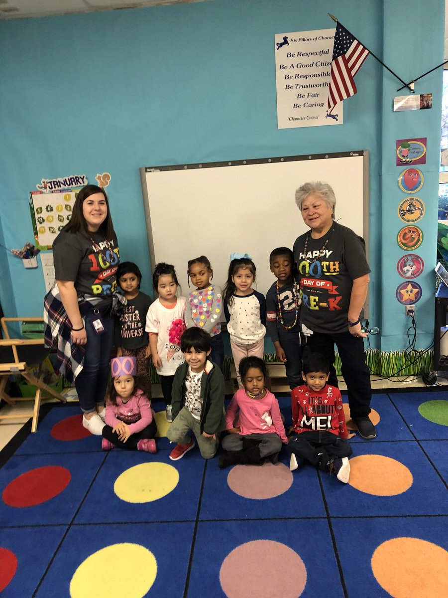 maria_ortizme3's tweet photo. Celebrating our “100” th Day of School. Mrs. Philip’s class and me, Mrs. Ortiz here at Stewart’s Creek Elm.  #greatestschoolonearth #scestallions #scelearns January of 2020 https://t.co/BrxGKyshkv