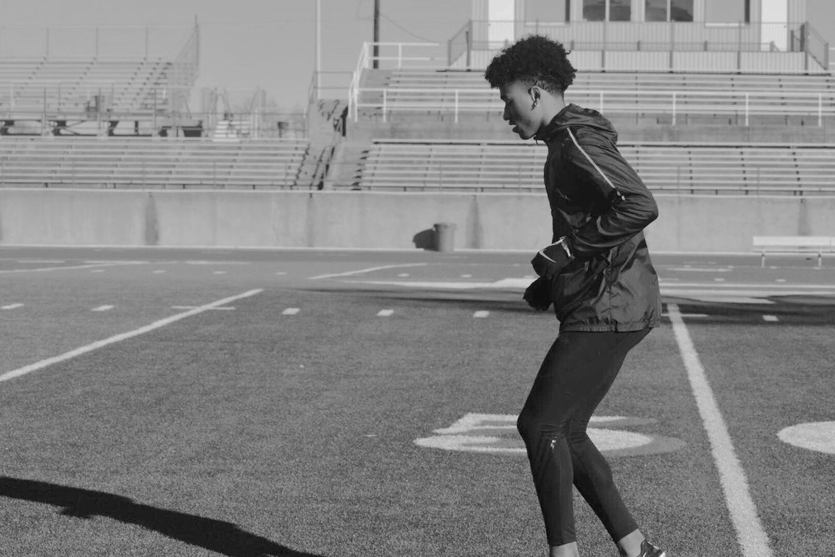 lul_randy's tweet photo. doit4braylon. 🕊 #overlyfocused https://t.co/r70iLdftGv