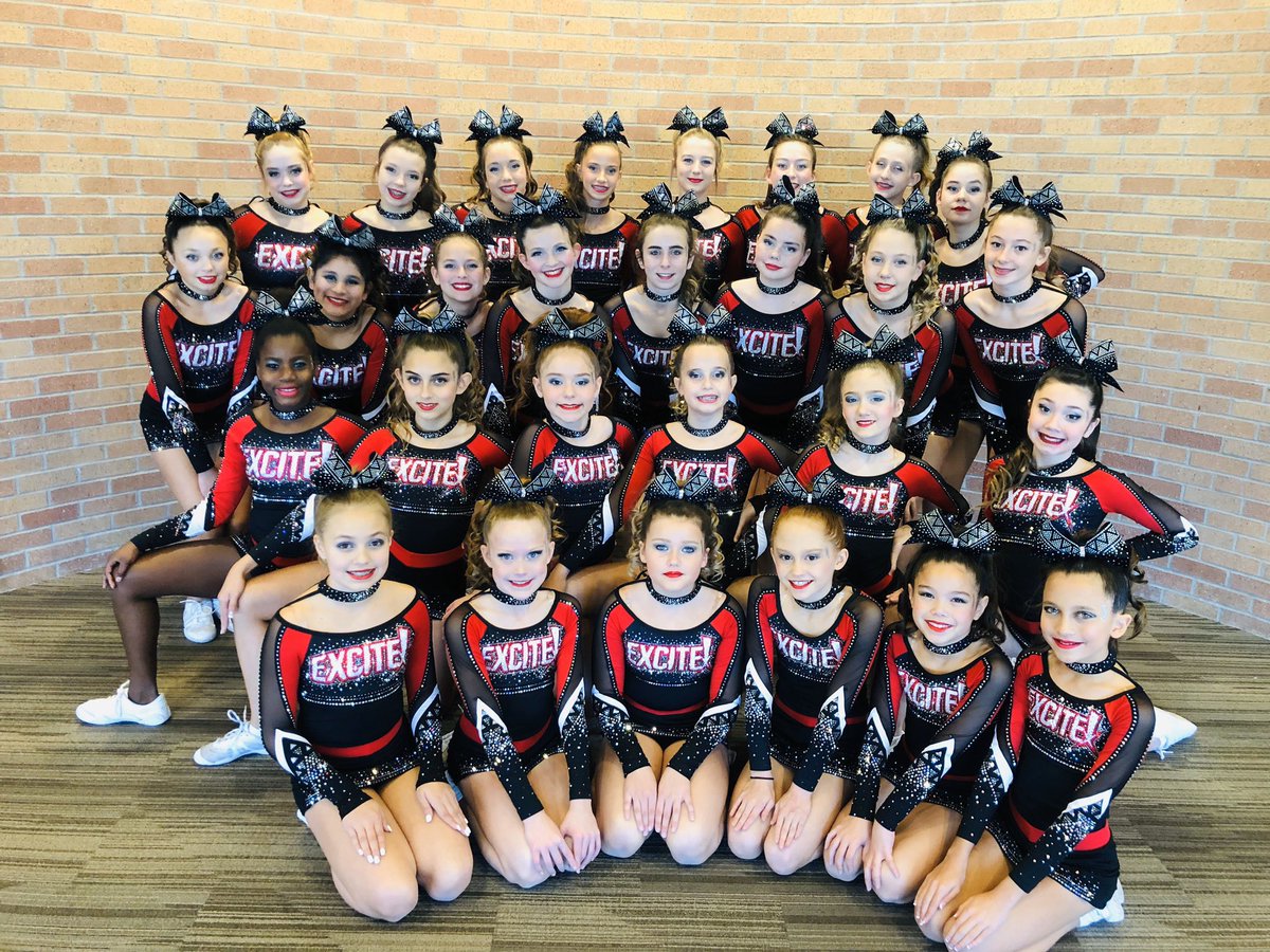 sarahgeter's tweet photo. So excited for competition weekend!  Can’t wait to see these girls on the mat!  @ExciteObsession  #exciteohana #obession💜 https://t.co/TSfpJ9l79I
