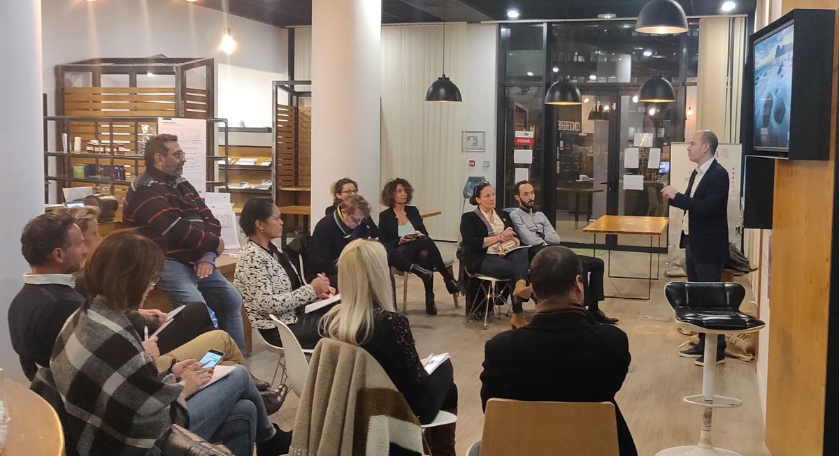 alainguettaf's tweet photo. Pour débuter 2020 #C3PACA a invité Ludovic Nodier #ESCDA Début de soirée  studieux, expérience client,  qualité, avenir du secteur au menu, avant un moment convivial autour d'une galette des rois
Prochain RDV 12/03 #QVT save the date #SP2C, #relationclient #formapro #OPCOEP https://t.co/8EFwBUb5Mm