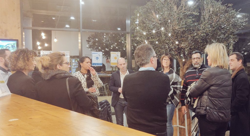 alainguettaf's tweet photo. Pour débuter 2020 #C3PACA a invité Ludovic Nodier #ESCDA Début de soirée  studieux, expérience client,  qualité, avenir du secteur au menu, avant un moment convivial autour d'une galette des rois
Prochain RDV 12/03 #QVT save the date #SP2C, #relationclient #formapro #OPCOEP https://t.co/8EFwBUb5Mm