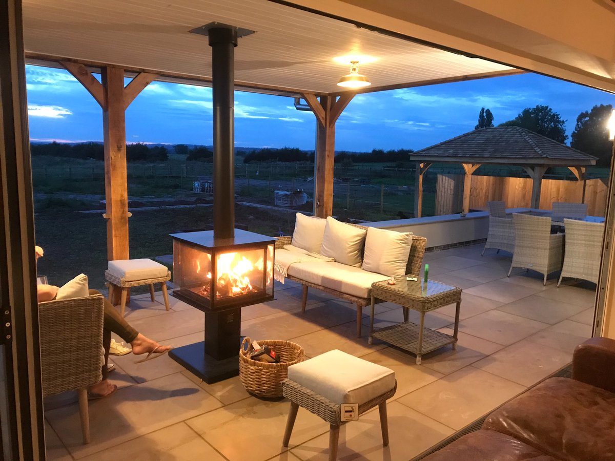 Legendfires's tweet photo. Have a great weekend #GardenCube https://t.co/RjFKOLMohw