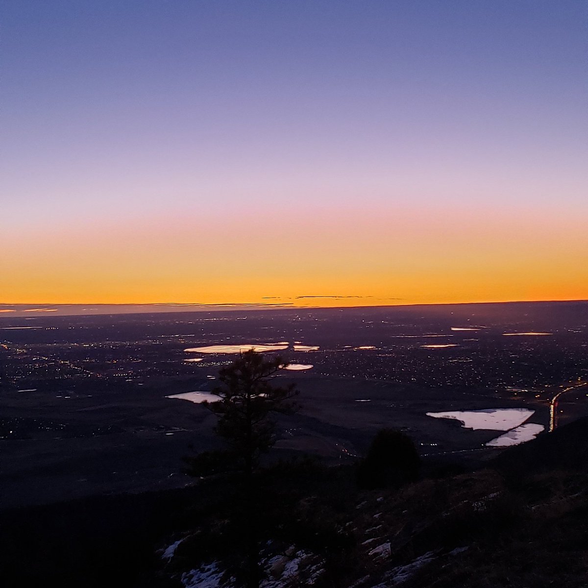 BFish100's tweet photo. Started off Friday with a pre #sunrise #mtmorrison summit with @trudginalong
#trailrunning #getoutside #coloRADo #livingthedream https://t.co/02s2Yc1Pk3