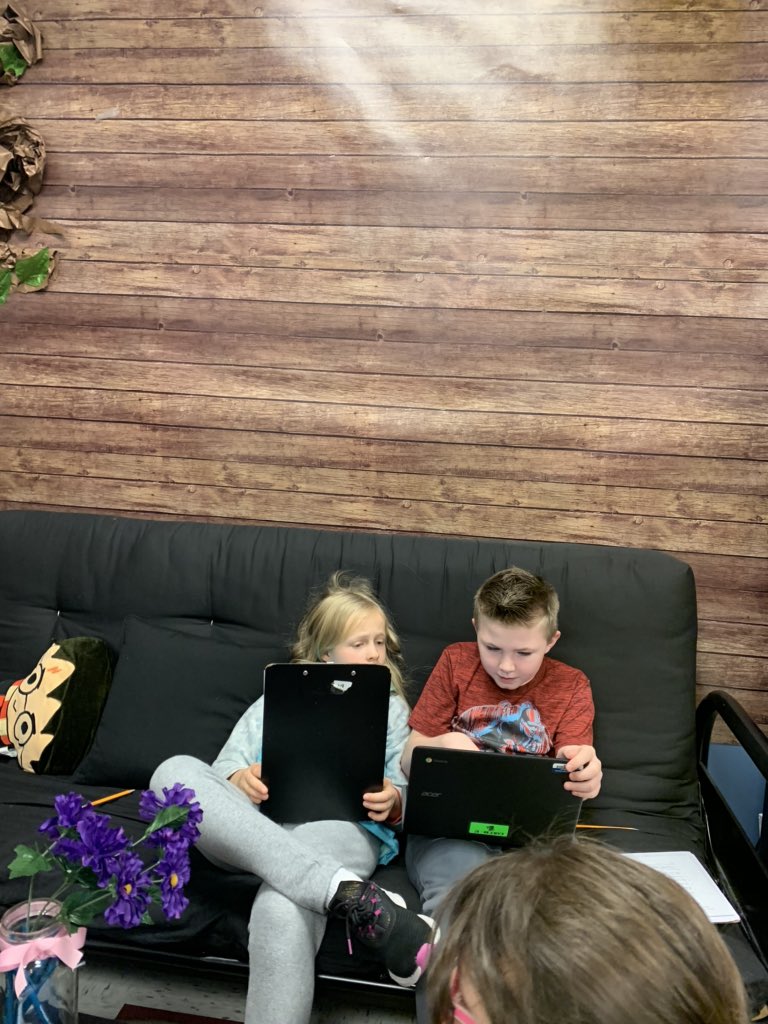SCEPratt's tweet photo. #technologyfun with our Judicial Branch web search today! https://t.co/QZVOzJvQjy