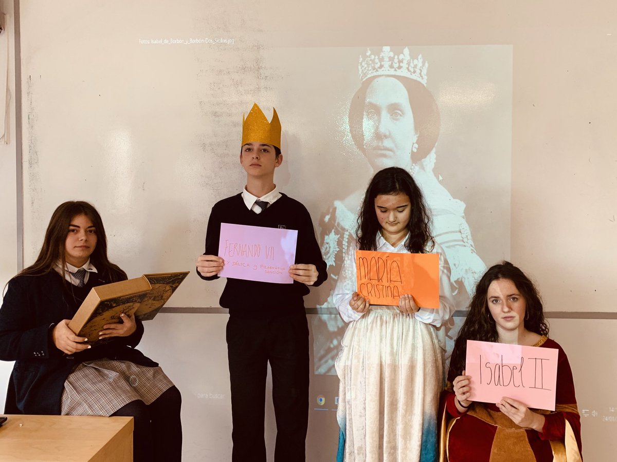 EsoeshistorIA's tweet photo. Si interiorizas  la historia ,no la olvidarás nunca #isabelII ⁦@EsoeshistorIA⁩ ⁦@InterAravaca⁩ https://t.co/w0FfAsbEpJ