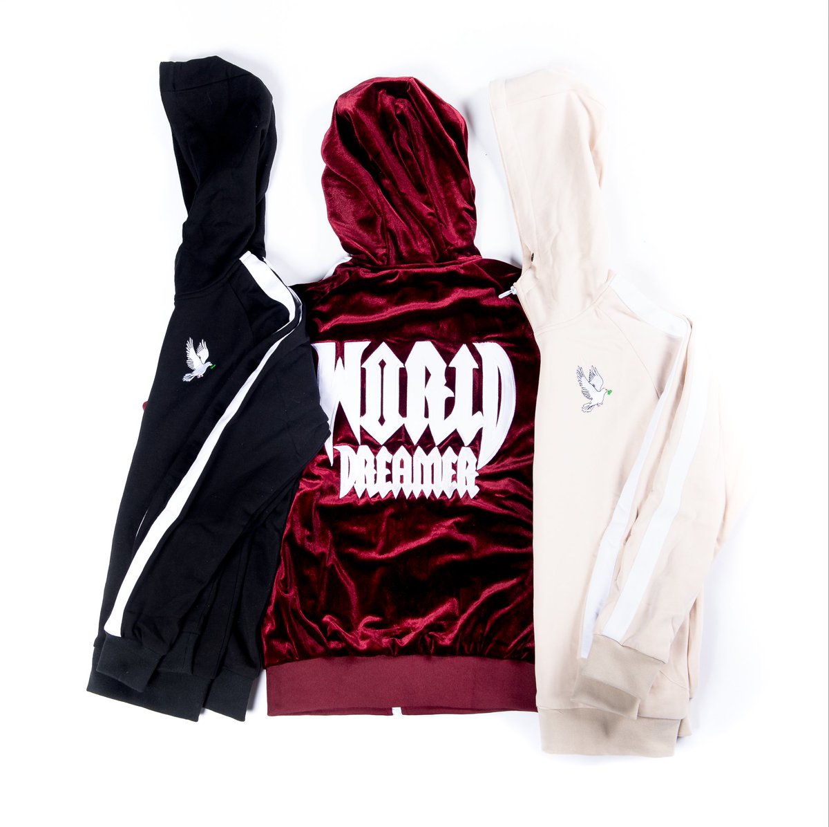 WorldDreamsUSA's tweet photo. World Dreams 
World Dreamer Tech Suits 
Dropping This Evening! 
⚔️🕊🌎  

King Black - $99.99

Royal Maroon - $129.99

Dessert Cream - $99.99 

Stay Tuned For More Updates 🙏🏿 https://t.co/iJIaDY3Py7