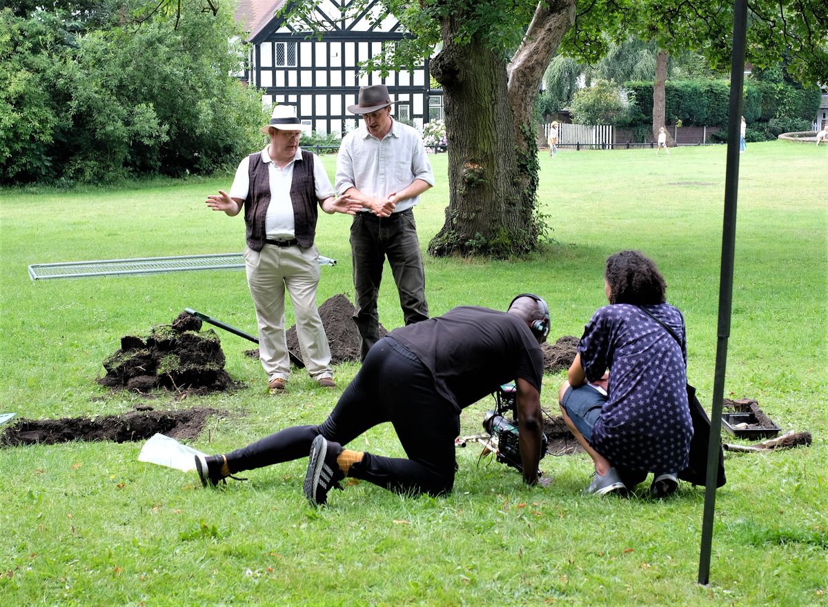 Warm up your winter nights by watching our episode of Digging up Britains Past on Worsley Green, filmed in the summer. Tomorrow, channel 5 at 7pm.