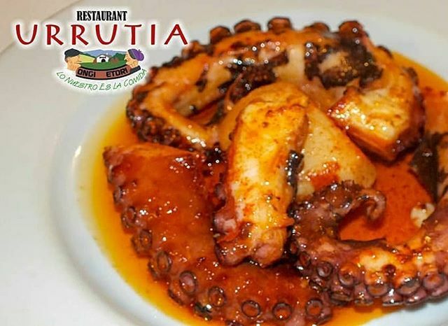 Con la misma atención dedicada de siempre que los hace sentir como en Casa... ¡Lo Nuestro es la Comida! .

#urrutia #cocinavasca #caracas #gastronomia #elmenuvirtual