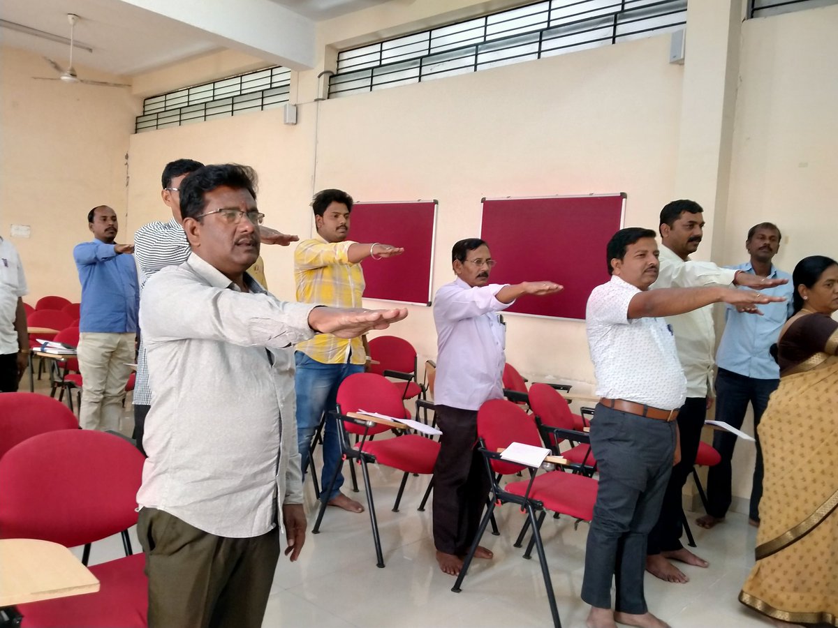 KalaburagiD's tweet image. National Voters Day @ District Training Institute Kalaburagi. Government of India has decided to celebrate January 25 every year as National Voters Day.

#DG# #ATI# #ATIMysuru# #KapilMohanIAS# #DTI# #KALABURAGI# #IAStraining# #IPStraining# #IAStrainingacadamy#
#NationalVotersDay#