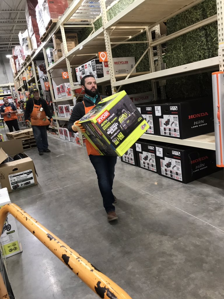 Caught store manager Paul wearing gloves while helping in garden at 2843. <a href="/wolff1012016/">Ashley</a> <a href="/christina_l4747/">Christina Larson</a> <a href="/BurroughsPaul/">Paul Burroughs</a> <a href="/1rawone/">Raffee wright</a> @KevinMasseyTHD <a href="/belford_melissa/">Melissa Beth Belford</a>