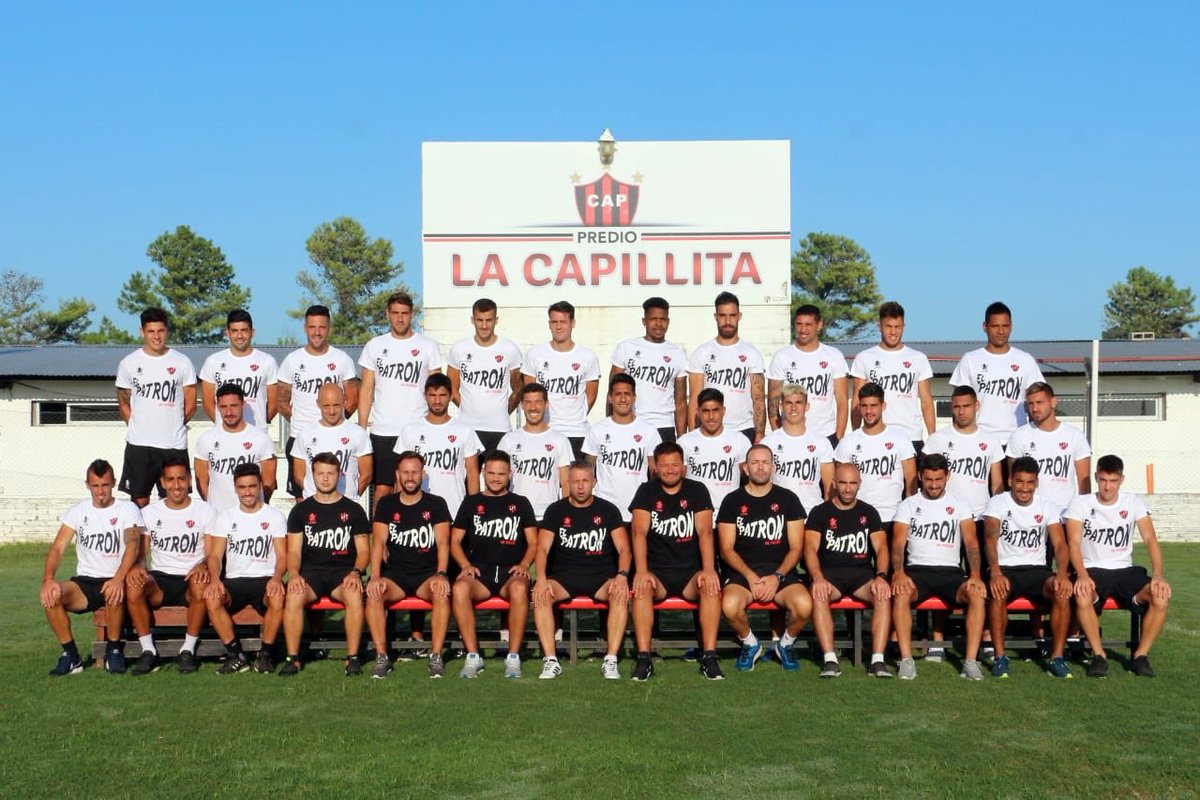 Unidos, vamos construyendo el camino hacia el objetivo. 🔴⚫️