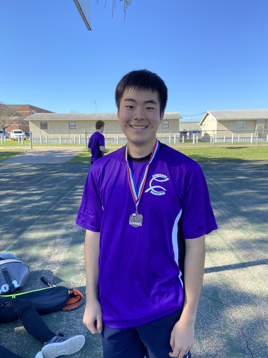 BoosterCr's tweet photo. Yu brought home a 3rd place medal in the first varsity tournament of the season!  @CRHSTennis #wearecr https://t.co/pYx6g8yHAD