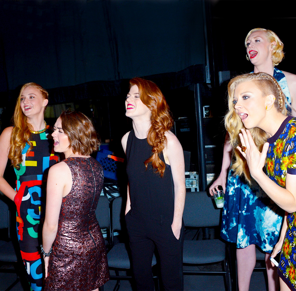 Rose Leslie Source On Twitter Rose Leslie Maisie Williams