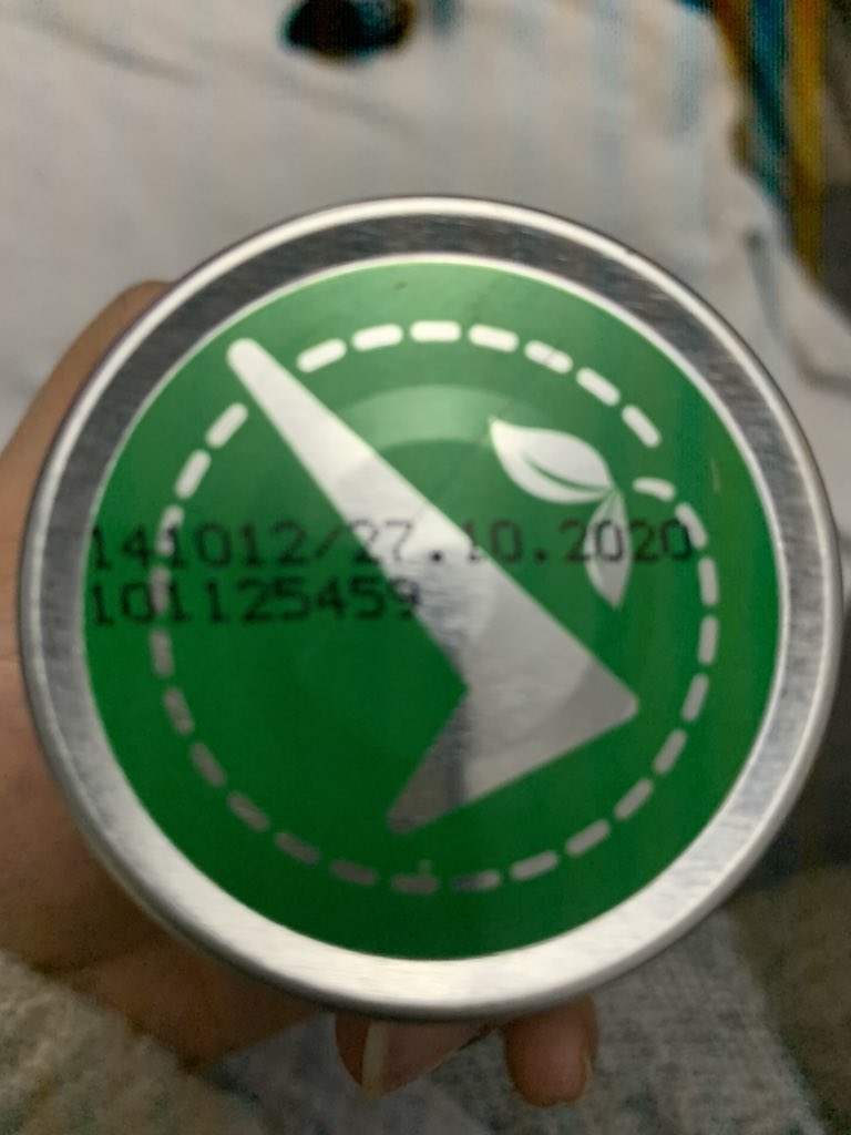 MissyNM92's tweet photo. @cowandgate just opened a tin of First Spoons Carrot only to find mould growing inside it. Smells disgusting. Expiry date is 27/10/20. Beyond shocked. Can’t believe this is being stocked for babies to eat! https://t.co/HbaiI1TTGU