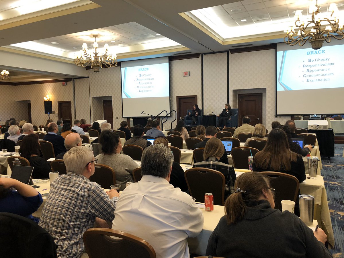 LawyersMutualNC's tweet photo. What a great way to end the week! Awesome crowd in Wrightsville Beach for today’s CLE program! ##CLERoadshow https://t.co/n6lxn9YgJP