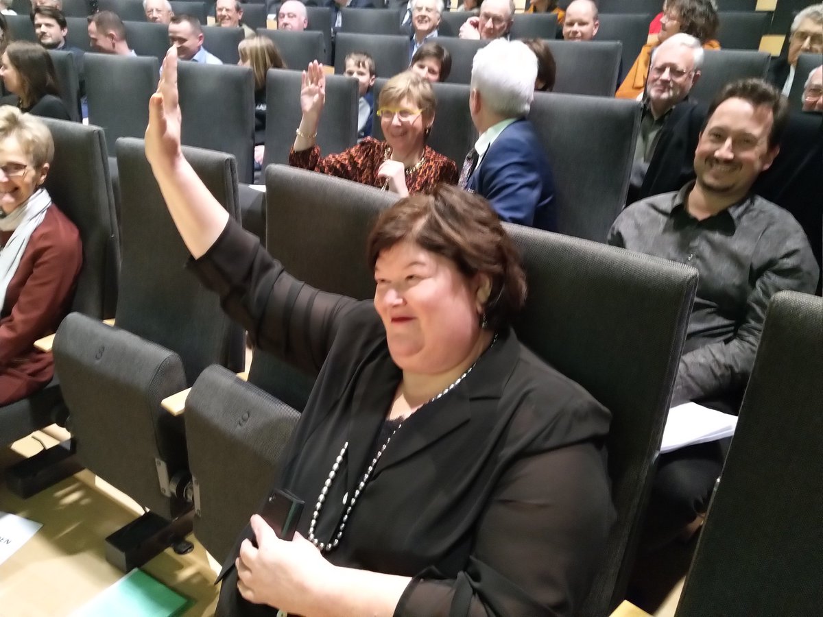 DeClercqLuc's tweet photo. Ook minister @Maggie_DeBlock vindt dat er nog teveel administratieve overlast is. 🤭👍😉
Huldesymposium @MarcMoens50
@VAS_vzw @bvastweets https://t.co/gEa3rLwSlA