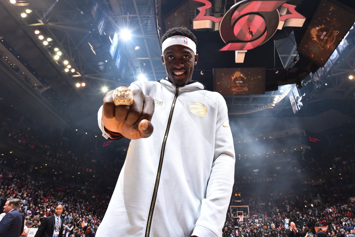 BleacherReport's tweet photo. Pascal Siakam: from little-known, late 1st-round pick to All-Star starter

▪️2019 MIP, NBA champ
▪️Signed max extension
▪️Raptors' leading scorer this season
▪️Career-high PTS (23.5), REB (7.7) &amp; AST (3.5)

"To be in [the All-Star] conversation ... that's crazy to think about" 🙌 https://t.co/A5nEwtOsNi