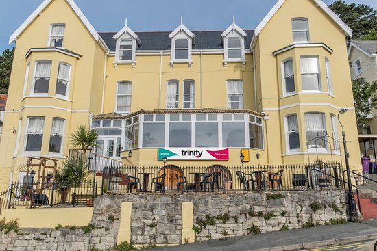 TrinityLCUK's tweet photo. Receive Reduced Rates if you book a full term's worth of lessons with us here at Trinity Language Centre! Choose from Spanish, French, Polish, Italian, Russian, English or German!

Free first taster lesson too!

Enquire to book now here: info@trinitylc.com https://t.co/YI4u01luKo