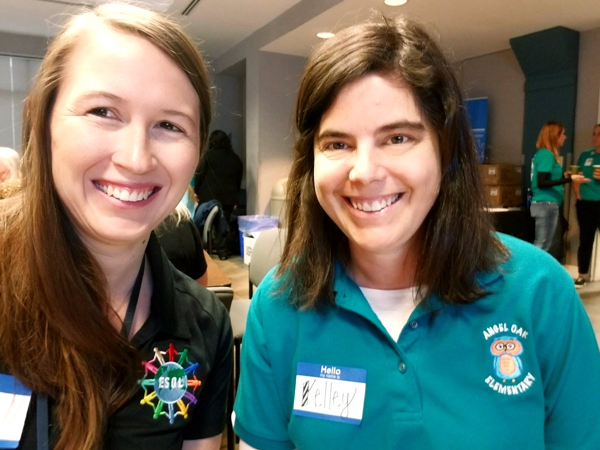 ESOLteacher5's tweet photo. @WildmanKelley and I are getting excited about becoming teacher leaders! #angeloakes #ESOL #CCSDESOL #CCSDTOY https://t.co/VTalb29Cuz