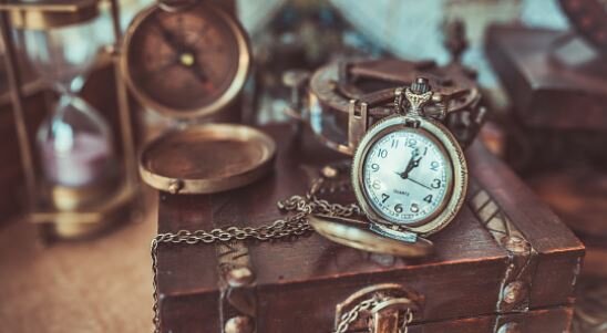 ReginaldBallum's tweet image. A little reading guide for the decorative antique shopaholic - ready for the weekend - get your shop on!
Thanks @thesussexsplendour for featuring us in your latest edit

thesussexsplendour.co.uk/home/2020/1/22…

#antiqueshops #sussex #antiqueemporium #Worthing #ReginaldBallum #ShoppingWeekend