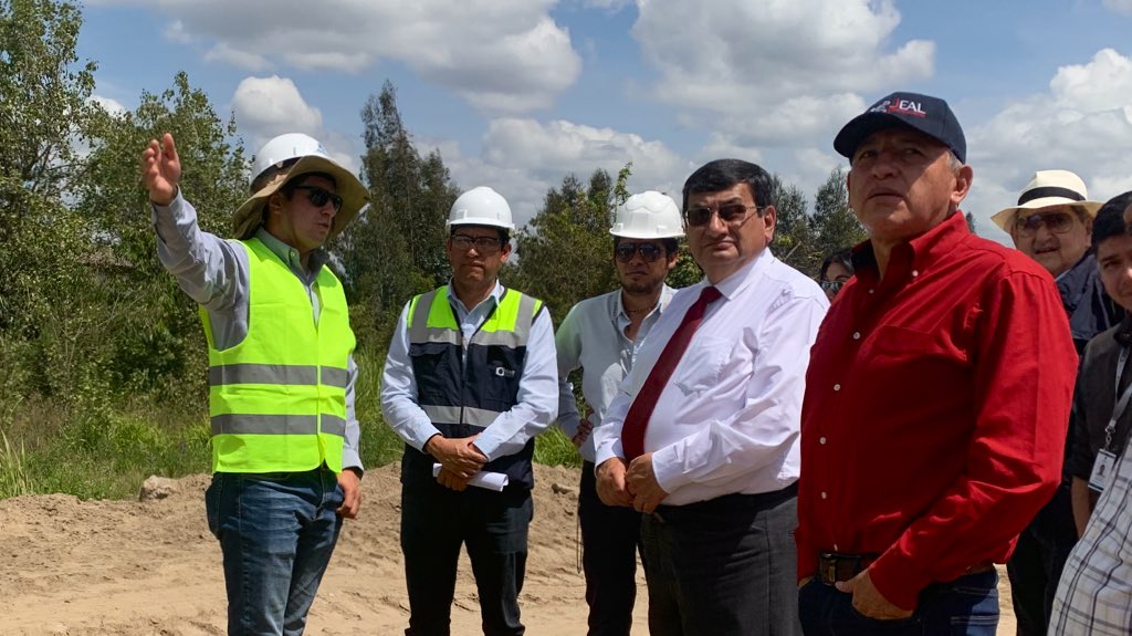 UTecnicaAmbato's tweet photo. Socialización del avance del proyecto que lleva a cabo la @UTecnicaAmbato a través d la @uta_ep en relación a la construcción de vías en la ciudad. #YoSoyDeLaUTA
#Ambato🤝
#Tungurahua https://t.co/0XaqXWgjkP