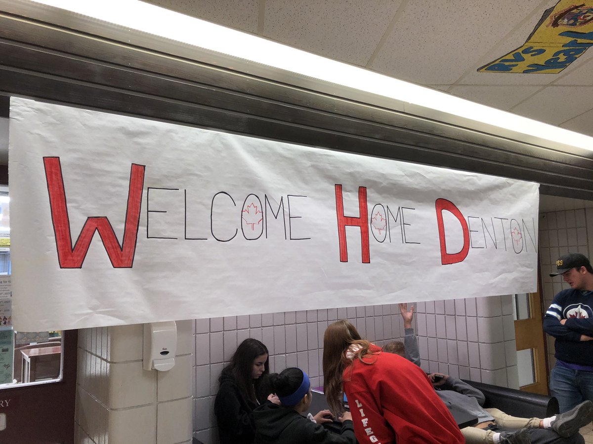 jennmarieco's tweet photo. He returns! And Roseau Valley School is so excited to welcome their Olympic Bronze Medalist back!!!! #oncloud9 #RVSPROUD #DentonMateychuk @HockeyCanada @HC_Men #borderlandsd https://t.co/bqMEafFz8p